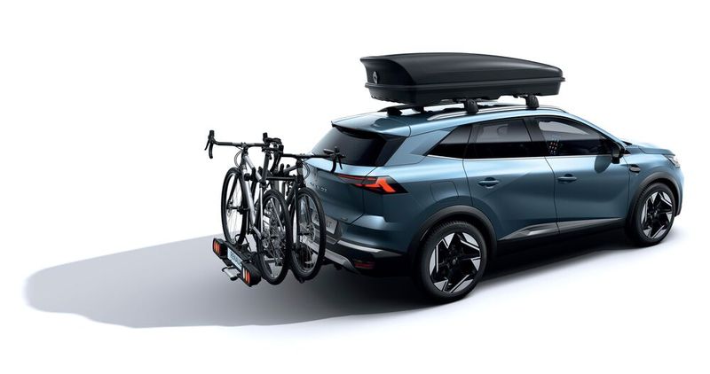  Dank Dachbox und Fahrradträger eignet sich der Symbioz auch für Familienausflüge. (Bild: Renault)