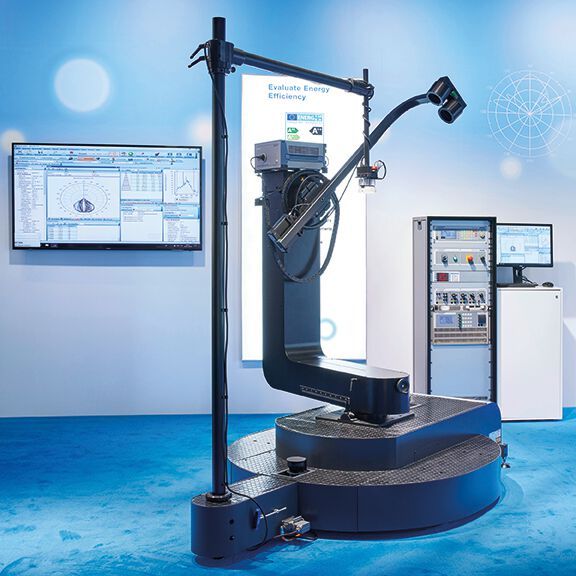Instrument Systems (Halle 8.0, Stand G81): Im Fokus stehen am Stand von Instruments Systems die Themen Energie-Effizienz, Unified Glare Ratio, CIE S 025 sowie IES LM-79-08. Das Unternehmen präsentiert sein komplettes Portfolio basierend auf Spektralradiometern, Goniophotometern und Ulbricht-Kugeln. (Bild: Instrument Systems)