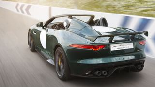 Liebhaberstück: Für 155.000 Euro würde der Kunde ein auf 250 Exemplare limitiertes Sondermodell des F-Type erhalten - wenn er nicht schon ausverkauift wäre. (Foto: Jaguar)