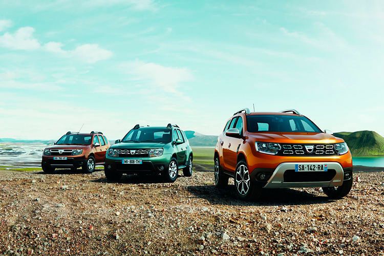 Von links: Duster-Generation eins, das Facelift, Duster-Generation zwei. (Renault)