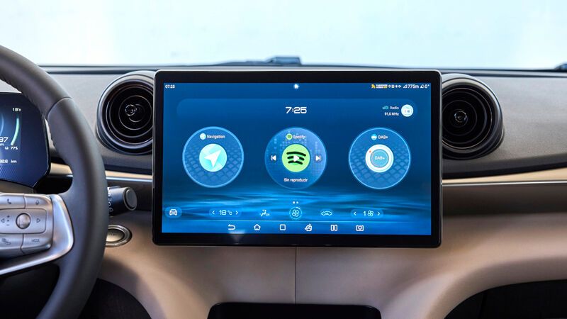 Das Infotainment-Display ... (Bild: BYD)