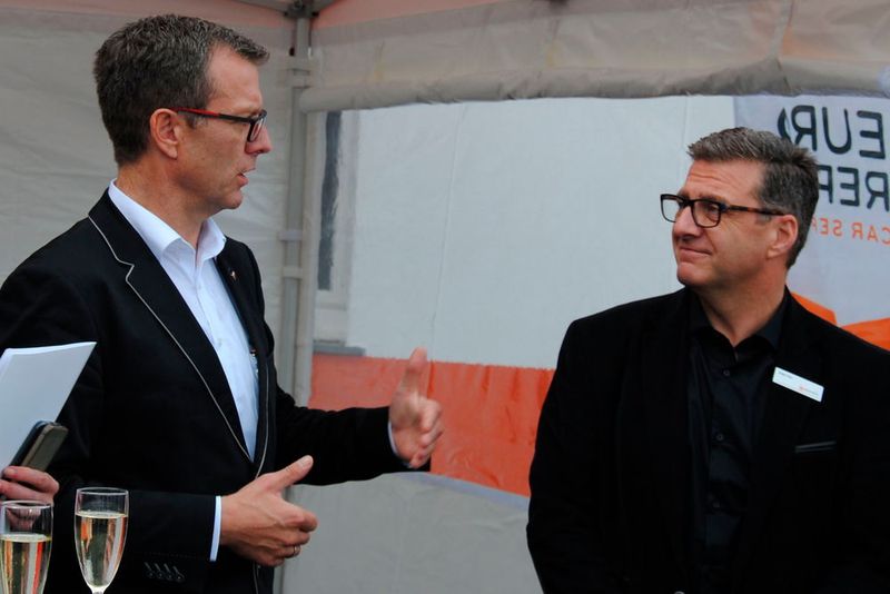 Unternehmer Brüder: Joachim (li.) und Jürgen Nett. (Baeuchle / »kfz-betrieb«)