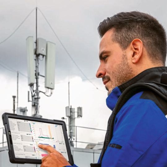 Rohde & Schwarz hat einen Interaktivitätstest entwickelt, um die Netzperformance umfassend zu bewerten. Jetzt hat die ITU den Test als Testverfahren anerkannt. Rohde & Schwarz hat einen Interaktivitätstest entwickelt, um die Netzperformance umfassend zu bewerten. Jetzt hat die ITU den Test als Testverfahren anerkannt.