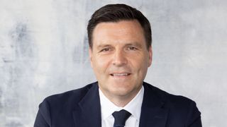 Stefan Brandl, Vice-Chairman und CEO bei Dräxlmaier: „Wir erwarten von der Politik präzise Rahmenvorgaben, Klarheit in den politischen Entscheidungen und Verlässlichkeit.“ (Bild: Dräxlmaier Group)