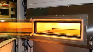 Hochtemperaturanlage zum Lasersintern von PEEK-Teilen. (Archiv: Vogel Business Media)