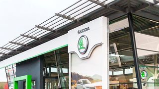 Die Tiemeyer-Gruppe hat in Bochum ihr bisheriges Volkswagen-Zentrum umgebaut. Entstanden ist der erste Standort für Skoda im Ruhrgebiet. (Tiemeyer)