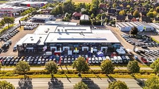 Die Bleker-Gruppe hat ihren Standort in Dülmen zu einem Mehrmarken-Betrieb ausgebaut. (Bild: Bleker-Gruppe)