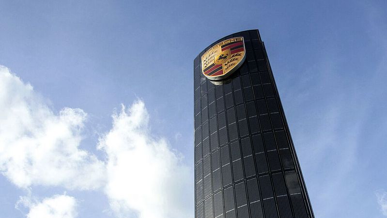 Trotz einiger Turbulenzen wie der schwierigen Marktlage in China rechnet Porsche damit, sein Jahresziel erreichen zu können. (Bild:  Porsche)
