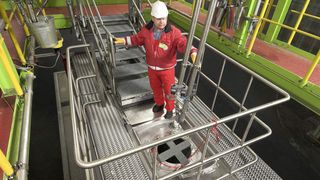 Im Chempark können Fahrer ihre Tank-Lkws nun selbst mit Polyolen betanken. Möglich macht die eine neue Logistik von Bayer MaterialScience.  (Bild: Bayer)