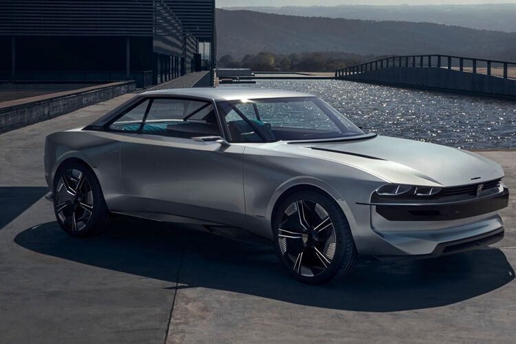 Optisch will Peugeot mit dem E-Legend...  (Bild: Peugeot)