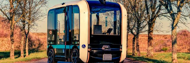 Damit der Olli auch in Europa zugelassen werden kann, brauchte er neue Bauteile, die effizient per 3D-Druck hergestellt werden können. (Auf dem Bild fehlen die gedruckten Teile noch)(Source:  CRP Technology)