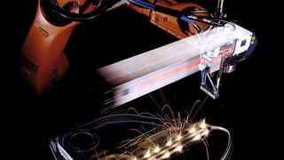 Mit dem Laser-Remoteschweißen konnte die Bearbeitungsgeschwindigkeit im Vergleich zum Widerstandspunktschweißen um 50 bis 80% gesteigert werden. Bild: Trumpf (Archiv: Vogel Business Media)