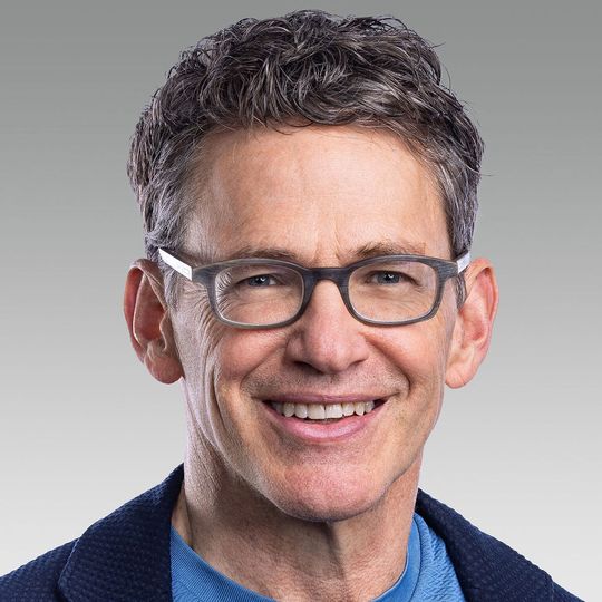 Der Aufsichtsrat von Bayer verlängert den Vertrag mit dem Vorstandsvorsitzendem Bill Anderson.(Bild:  Bayer)