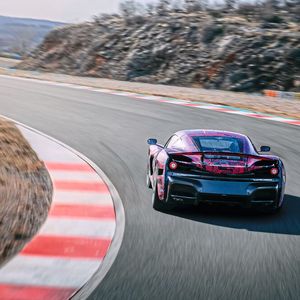 Vier Elektromotoren entfesseln 1.408 kW/1.915 PS. Die wollen erst mal auf die Straße gebracht werden.(Bild:  Rimac)