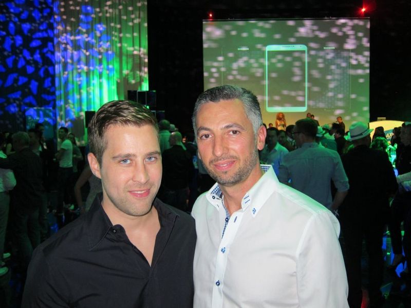 (v. l.) Florian Warstat und Nedzad Gutic, Samsung (Bild: IT-BUSINESS)