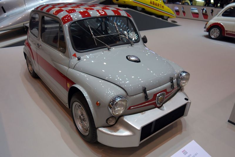 Große Klappe, viel dahinter: Der Abarth 1000 TCR Radiale Gr. 5 hat das 500-Kilometer-Rennen auf dem Nürburgring gewonnen. (Wehner / »kfz-betrieb«)