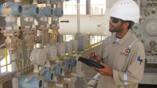 Arbeiter bei Oman Gas Company

 (Bild: Oman Gas Company)