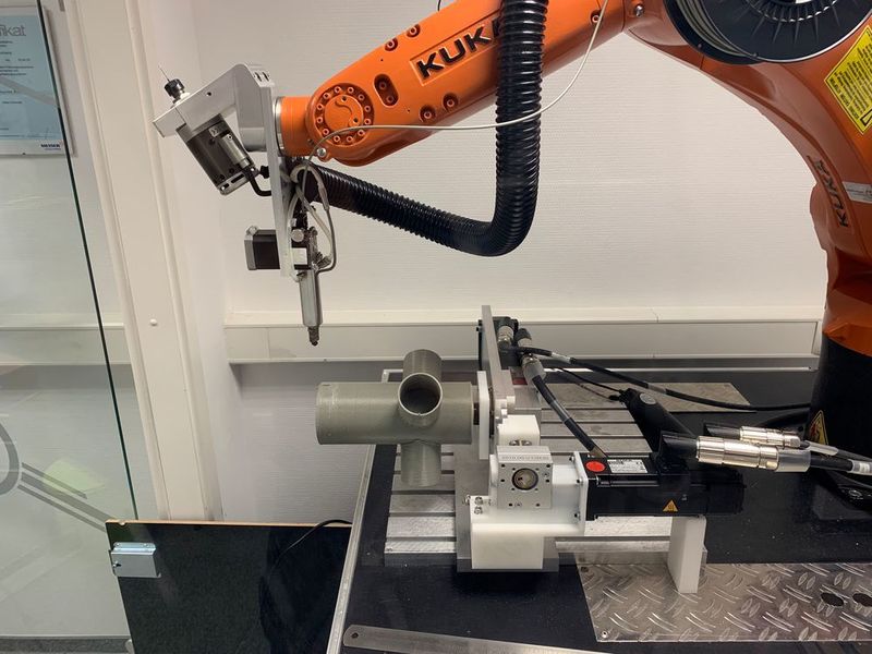 Wir bieten High-end CAD CAM Lösung zur Programmierung Ihrer CNC-Maschinen. (Datentechnik Reitz GmbH & Co. KG)