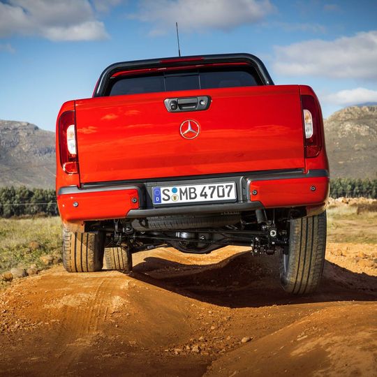 Europäische Autos sind in Afrika gefragt.(Bild:  Daimler)