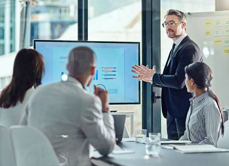 Keine Sorge um eine Job müssen sich dieses Jahr Sales Manager (Platz 7) machen.   (Bild: © Grady Reese/peopleimages.com - stock.adobe.com)