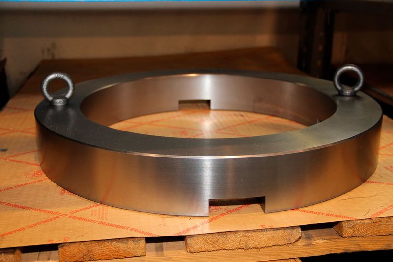 Am Ende der Veranstaltung öffnete Waldrich Coburg seine „heiligen Hallen“ und gab während einer Werksführung Einblicke in das tägliche Handwerk. (Bild: Sonnenberg)