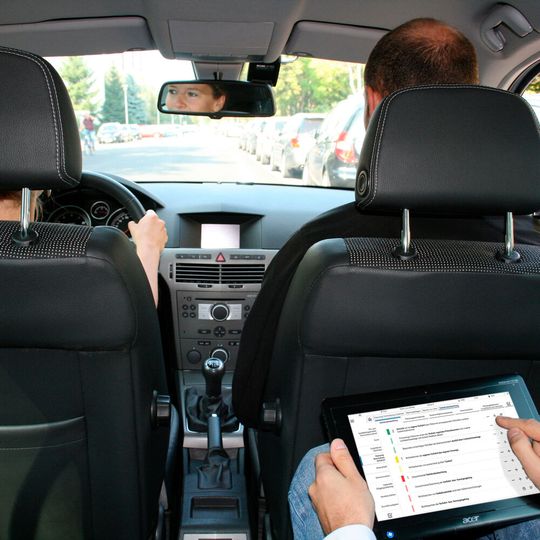 Ab 11. Mai finden  in Bremen und Bremerhaven wieder theoretische Führerscheinprüfungen statt, ab 13. Mai dann auch in Niedersachsen.(Bild:  TÜV Nord)