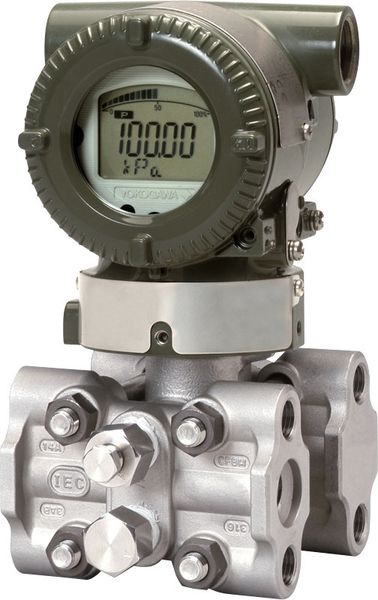 Die neue EJA-Serie der Druck- und Differenzdruckmessumformer kann in chemischen und petrochemischen Anlagen, in der Erdöl- und Erdgasindustrie, sowie in Kraftwerken und Raffinerien eingesetzt werden. (Bild: Yokogawa)