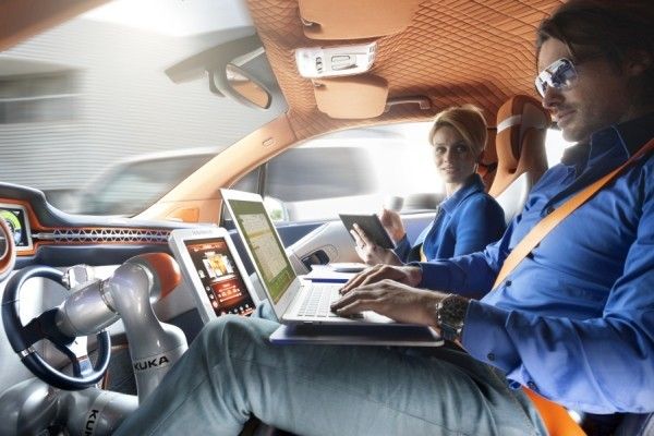 Rinspeed „Budii“: Das Concept Car definiert die Mensch-Maschine-Beziehung neu. (Bild: Rinspeed)