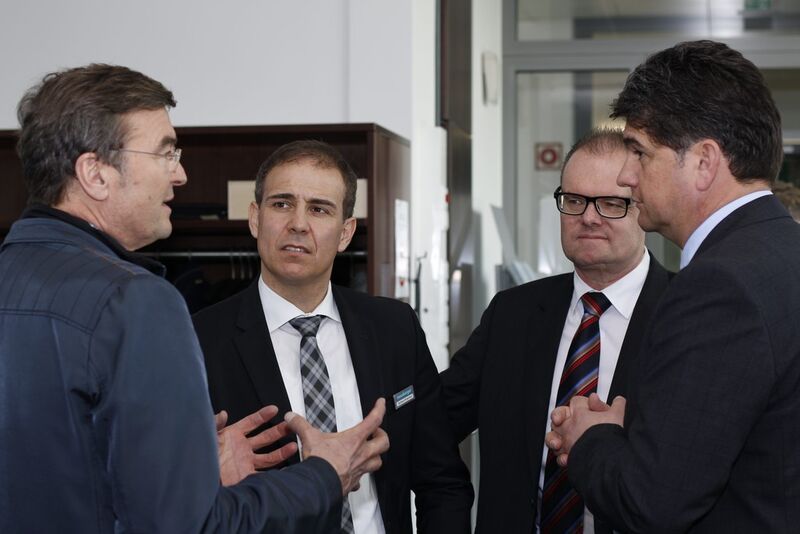 Gerhard Krammel (2.v.l.), Produktmanager bei Meusburger, hielt einen Vortag zum Thema 