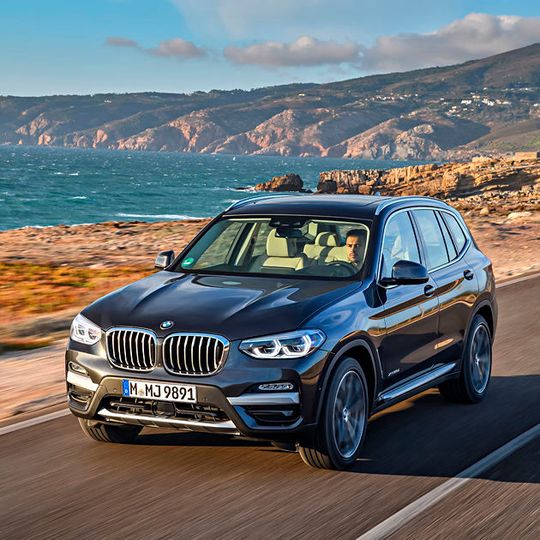 X3-Modelle aus dem Produktionszeitraum 2. August 2017 bis 23. Januar 2018 sind vom Rückruf betroffen.(Bild:  BMW)