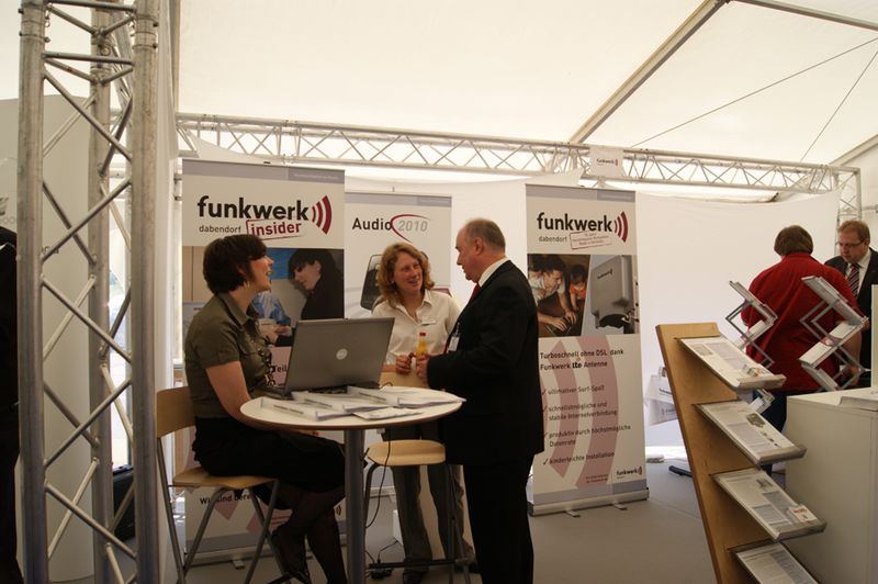 Am Funkwerk-Stand sorgte das Team für gute Verbindungen mit dem Fachhandel. (Archiv: Vogel Business Media)