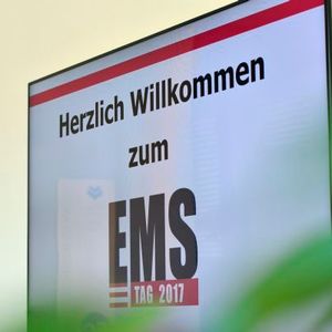 Vogel Business Media und die ELEKTRONIKPRAXIS hießen die Teilnehmer am EMS-Tag herzlich willkommen.(Bild:  Johannes Untch/Vogel Business Media)
