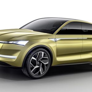 Das Design der Studie ist durchaus futuristisch zu nennen, auch wenn nicht alles in Serie gehen wird. Auffällig sind beispielsweise die schmalen Lichtbänder in der Front.