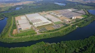 Daimler investiert am Standort Germersheim 115 Mio. Euro in die Ersatzteillogistik. (Bild: Daimler)