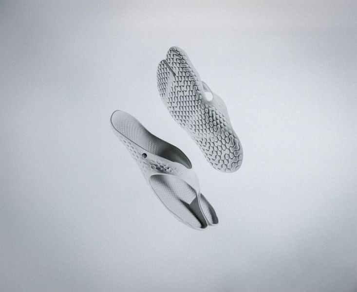 The VivoBiome Tabi Gen 02 personalized sandal reflects the breadth of products now being made on the Carbon platform, as the company prepares for a customer-led Formnext 2026 showcase spanning proven production applications across multiple industries. (Source: Carbon)