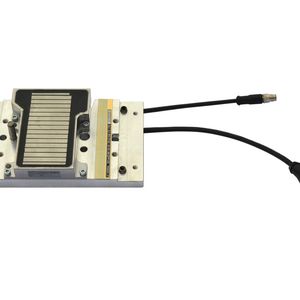 Der permanentmagneterregte Linearmotor ermöglicht in Kombination mit dem angebrachten Wegmesssystem eine direkte Kraftübertragung mit höchster Dynamik und Präzision.
