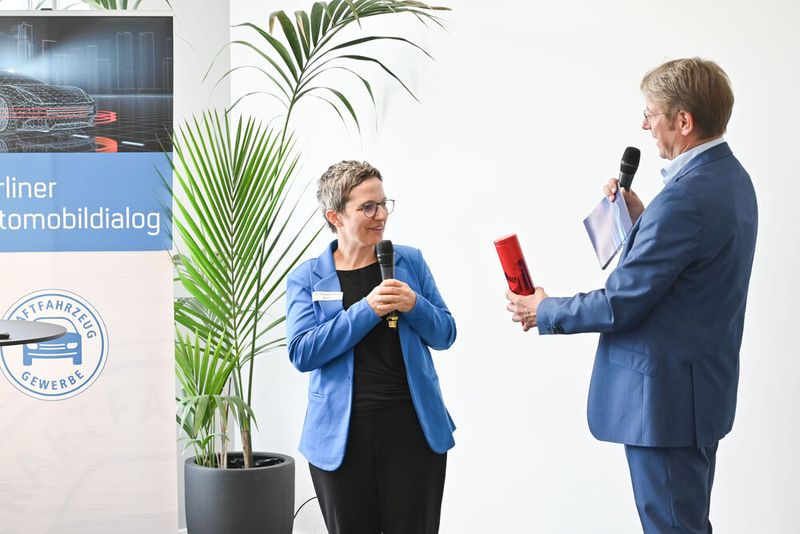 Dr. Claudia Elif Stutz, Staatssekretärin beim Bundesminister für Verkehr, sprach über „Kaufanreize – Elektromobilität sozial gestalten