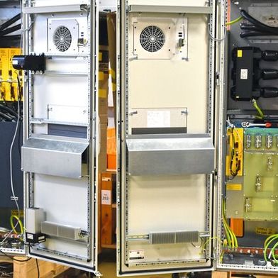 Der Automatisierungs- und Schaltanlagenhersteller Untha E-technology realisiert jährlich über 1.000 Schaltanlagenprojekte, rund 50 Prozent davon für den Haupteigentümer Untha shredding technology. (Bild: Peter Kemptner)