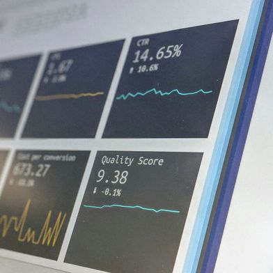 Datengetriebener Erfolg: Durch die Verzahnung von Suchmaschinenmarketing, Analytics und CRM-Systemen wie HubSpot etabliert ADS-TEC Industrial IT messbare Leadprozesse für den Vertrieb. (Bild: frei lizenziert)