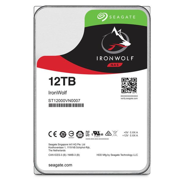 Die Ironwolf-Variante der 12-TB-Platte von Seagate ist für den Einsatz in NAS-Systemen optimiert. Sie ist mit Sensoren für Rotationsschwingungen ausgestattet, um in Systemen mit mehreren Platten eine gleichbleibende Performance zu ermöglichen. (Seagate)