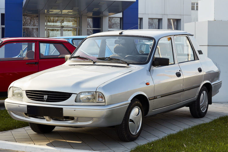 Kurz vor der Übernahme durch Renault 1999 wurde der Dacia 1310 (1998) gebaut. (Dacia)