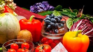 The study showed a 51 % reduction in GHGE and a 51 % reduction in CED, mainly attributable to reduced meat consumption, followed by reduced dairy consumption in GHGE, and reduced egg intake in CED.  (Source: Pixabay)