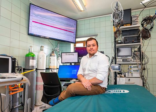 Professor Justin Lawley im Labor am Institut für Sportwissenschaft der Universität Innsbruck.(Bild:  © Target Group/Axel Springer)