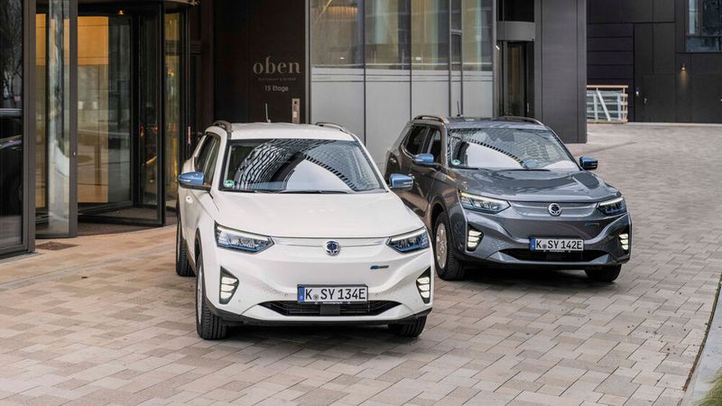 In der Vollausstattung sind 45.590 Euro fällig – plus auf Wunsch 600 Euro Euro für einen Metallic-Lack. Mehr Optionen gibt es nicht. (Ssangyong)