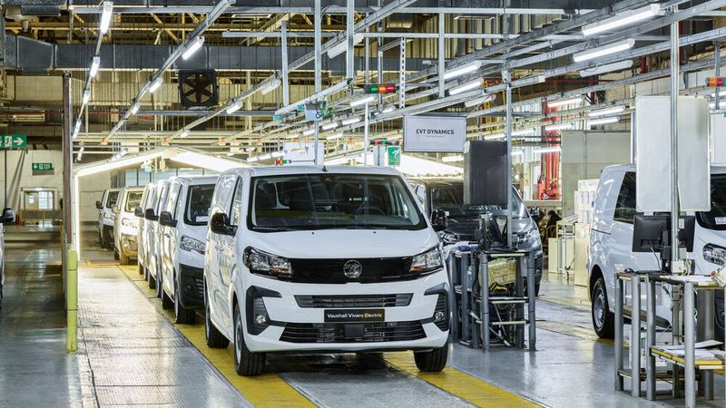 Die Fertigung der BEV-Variante des Vivaro in Luton sollte eigentlich in wenigen Monaten starten.(Bild:  Stellantis)