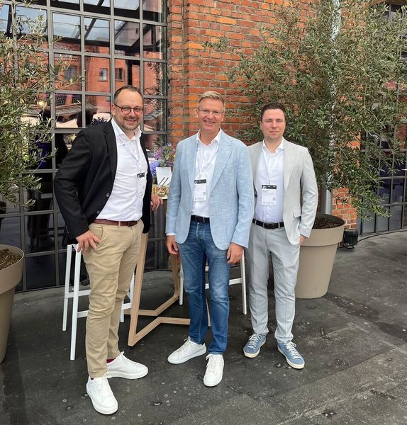 Das Eset-Team war sehr angetan von der tollen Veranstaltung: (v. l.) Christoph Preetz, Holger Suhl und Max Robert Schmidt. (Bild: Vogel IT-Medien GmbH)
