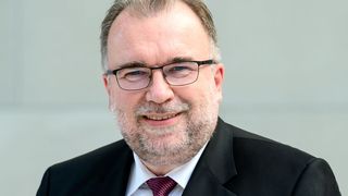 Siegfried Russwurm will als Acatech-Präsident Forschungseinrichtungen und Unternehmen mehr Freiraum zum Entwickeln unkonventioneller Lösungsansätze bieten. (Bild: Von Berlin 2020 E - Eigenes Werk, CC BY-SA 4.0, https://commons.wikimedia.org/w/index.php?curid=97229457)