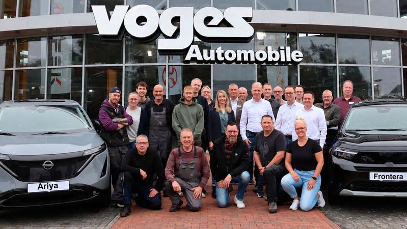 Mehr als 30 Beschäftigte des ehemaligen Opel-Betriebs Georg Schmidt in Wilhelmshaven finden bei Voges Automobile einen neuen Arbeitplatz.(Bild:  Voges Automobile)