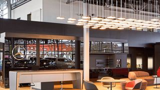 Der neue Mercedes-Benz-Betrieb in Paderborn eröffnete im Frühjahr 2019. (Bild: Rosier)
