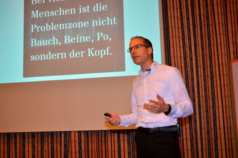 Philip Semmelroth (C&S) referierte mit der perfekten Portion Humor. (Acmeo)
